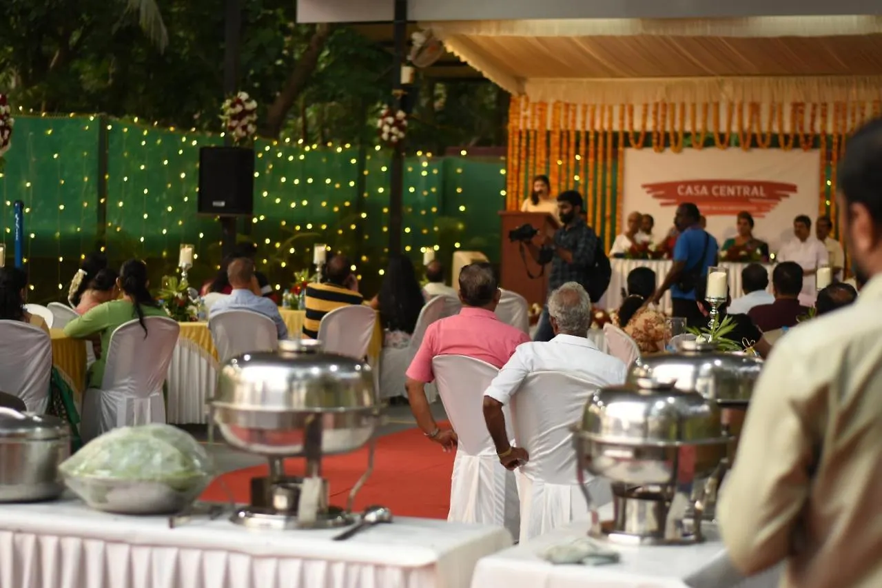 Lägenhetshotell Casa Central Serviced Villa And Amphitheater Payyannur